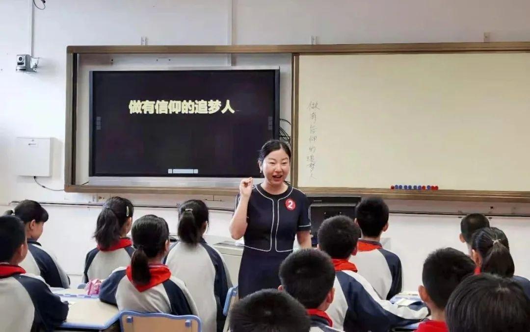 中国足球国家队名单，李磊的崛起与期待