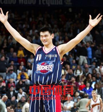 姚明NBA单场最高分是多少？
