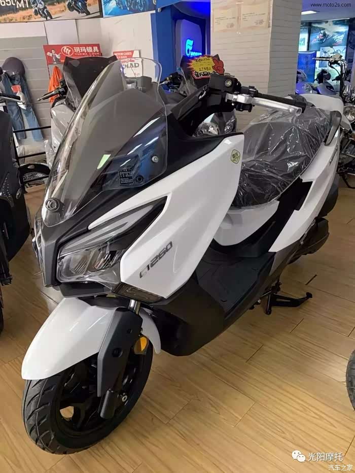 赛艇250和CT250，哪个值得买？