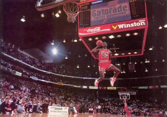 NBA全明星扣篮大赛排名，历史瞬间与传奇飞人的较量